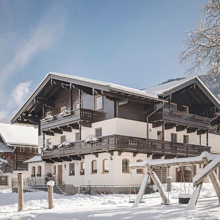 Kinderbauernhof Scharrerhof ホラースバッハ・イム・ピンツガウ エクステリア 写真