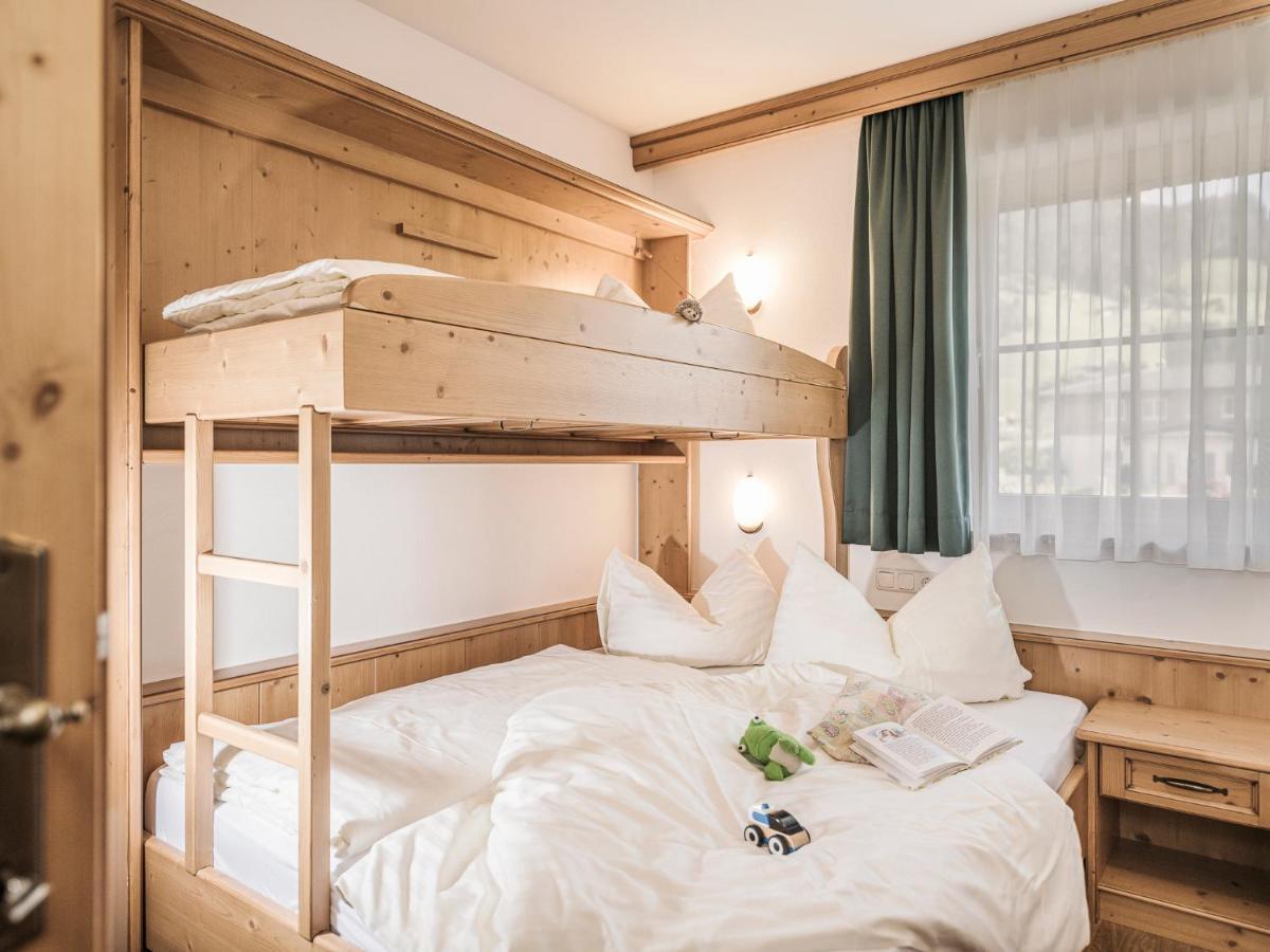 Kinderbauernhof Scharrerhof ホラースバッハ・イム・ピンツガウ エクステリア 写真